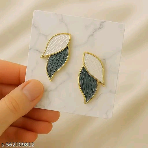 Duo Leaf Elegance Partywear Earring