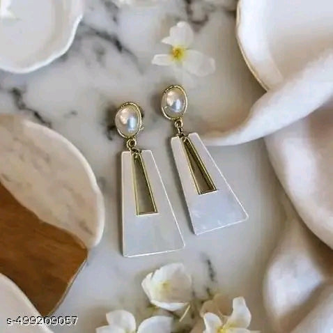 Chic White and pearl Drop Earring