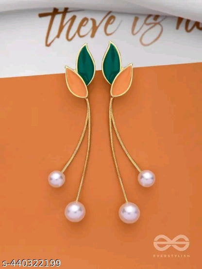 Korean Beautiful Leaf With Pearl Earring