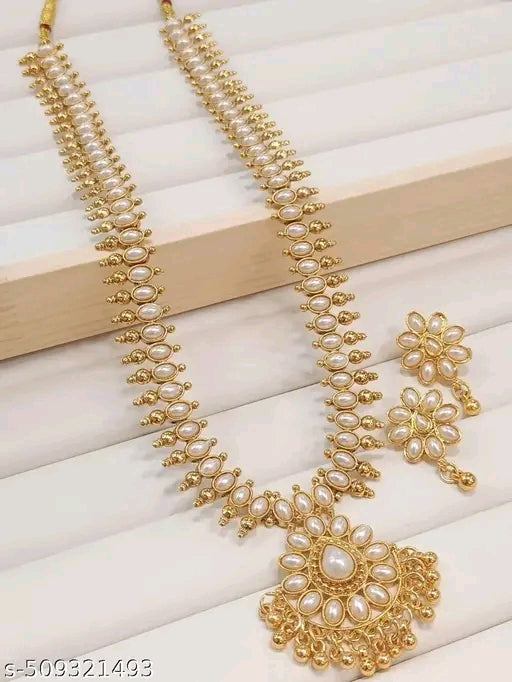 Shimmering Elegant Jewellery Set